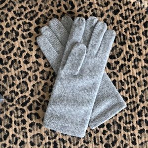 🧤NWOT 🎁 Cashmere Gloves 🧤
